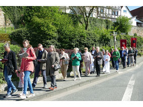 Bittprozession an Christi Himmelfahrt (Foto: Karl-Franz Thiede)